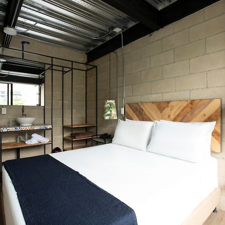 Hotel Lleras Park Concept メデジン エクステリア 写真