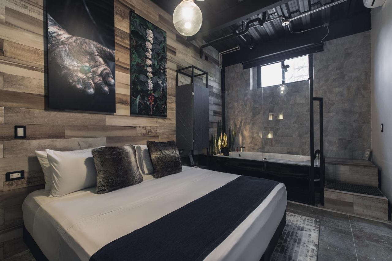 Hotel Lleras Park Concept メデジン エクステリア 写真