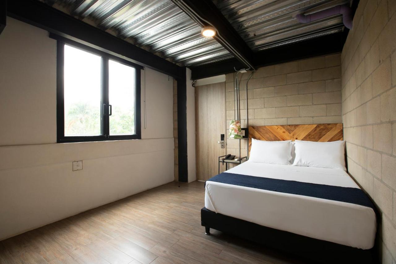 Hotel Lleras Park Concept メデジン エクステリア 写真