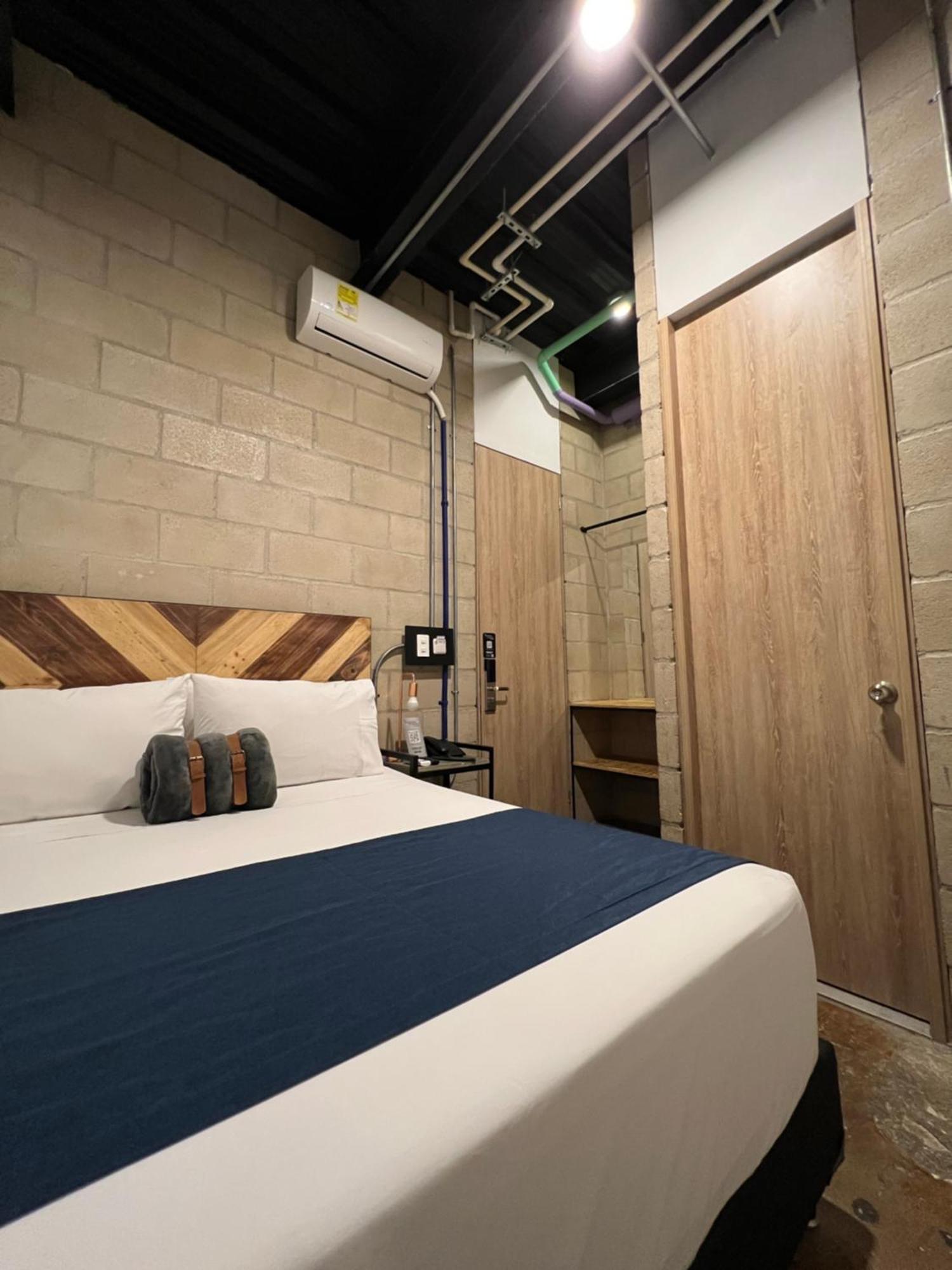 Hotel Lleras Park Concept メデジン エクステリア 写真