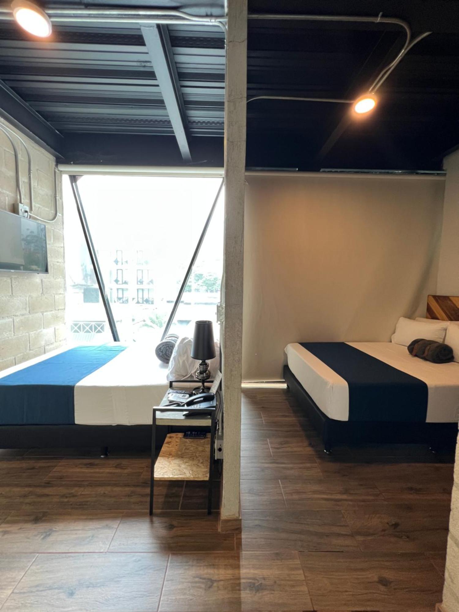 Hotel Lleras Park Concept メデジン エクステリア 写真